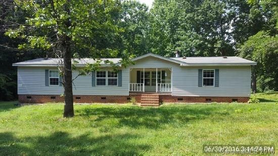 320 Cedar Brook Dr, Kannapolis, NC 28081