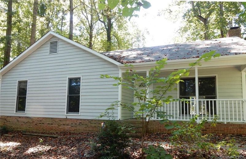 4716 Grenada Dr, Charlotte, NC 28227