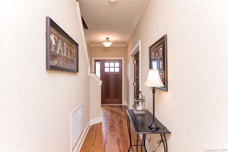 228 Shepherds Bluff Dr, Mooresville, NC 28115