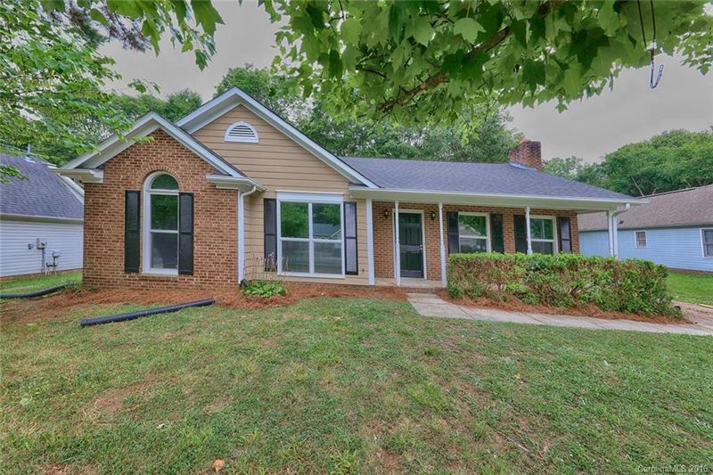 1803 Running Brook Rd, Charlotte, NC 28214