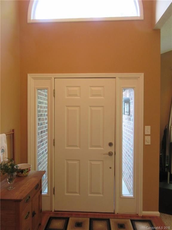 5231 Club View Dr, Concord, NC 28025
