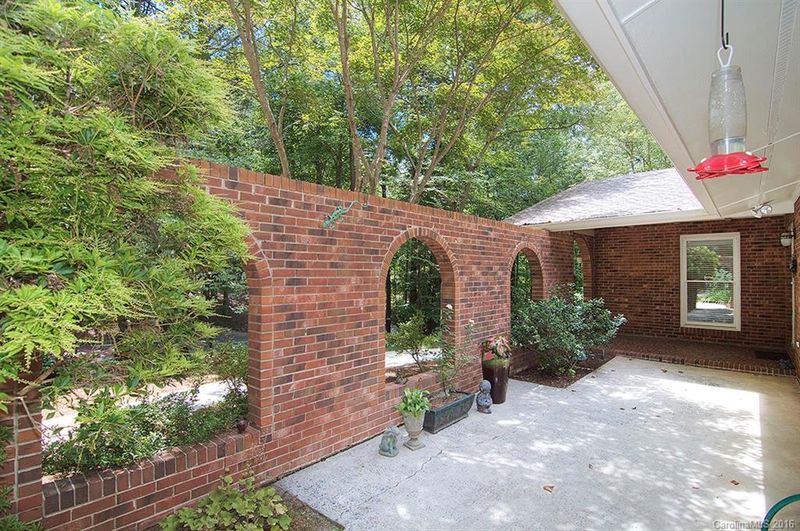3001 Planters Ridge Rd, Charlotte, NC 28270