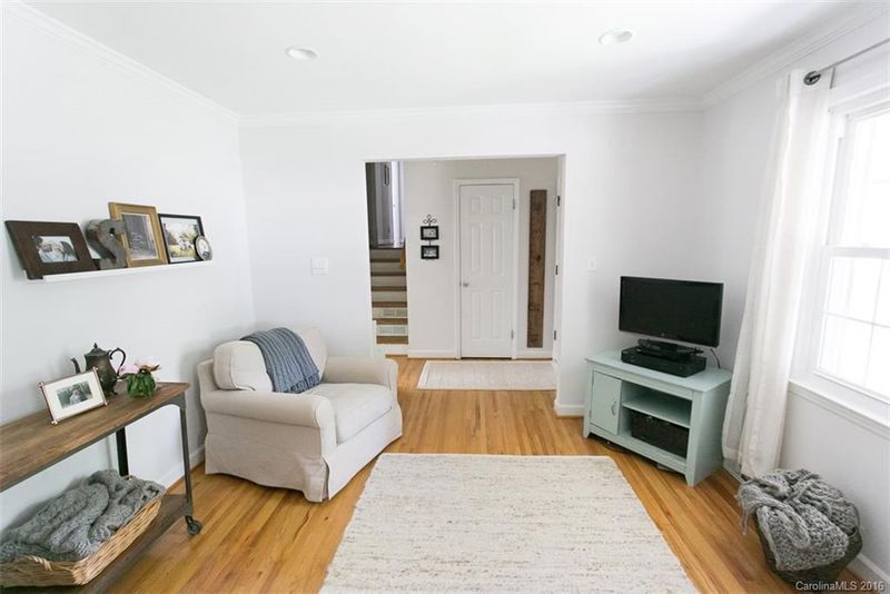 3733 Severn Ave, Charlotte, NC 28210