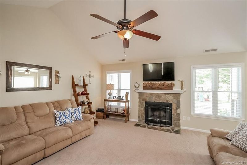 116 Planters Row Rd #5, Iron Station, NC 28080