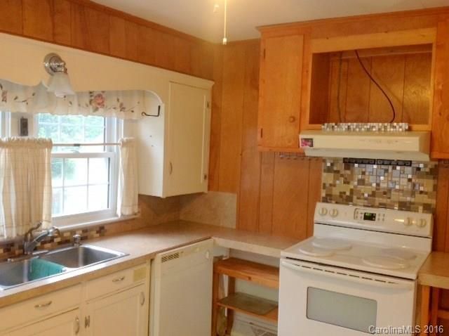 2463 E Maiden Rd, Maiden, NC 28650