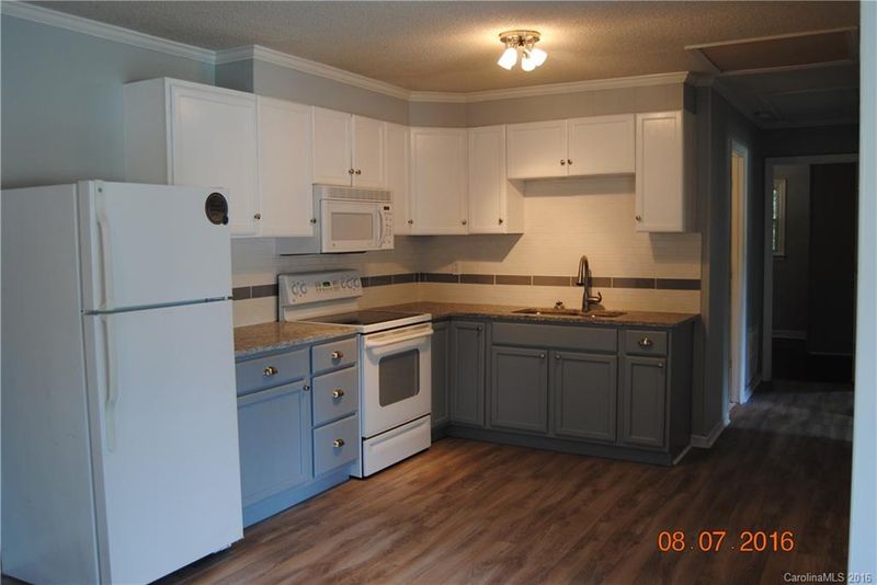 1714 Hoffman Rd #L4, Gastonia, NC 28054
