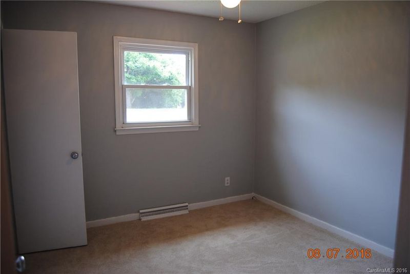 1714 Hoffman Rd #L4, Gastonia, NC 28054
