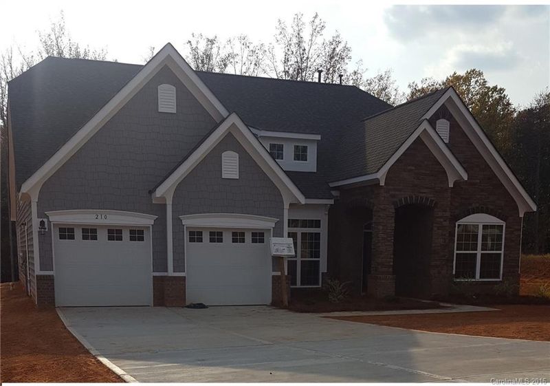 210 Sassafras Rd #65, Mooresville, NC 28115
