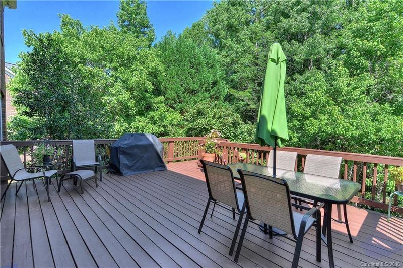 2010 Maynard Rd, Charlotte, NC 28270