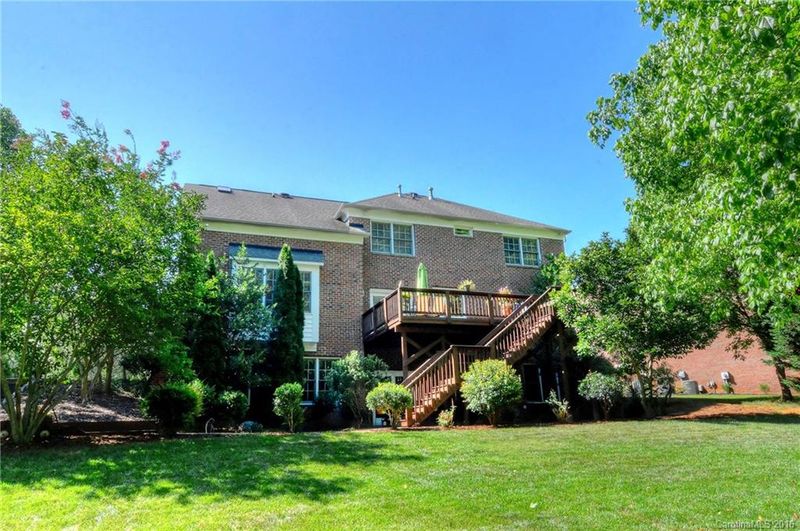 2010 Maynard Rd, Charlotte, NC 28270