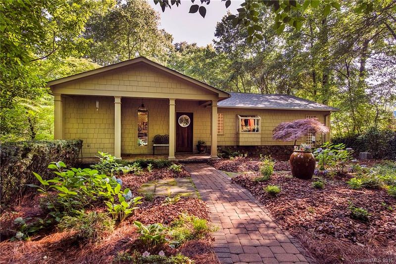 7000 Hyde St #1 & 2, Sherrills Ford, NC 28673