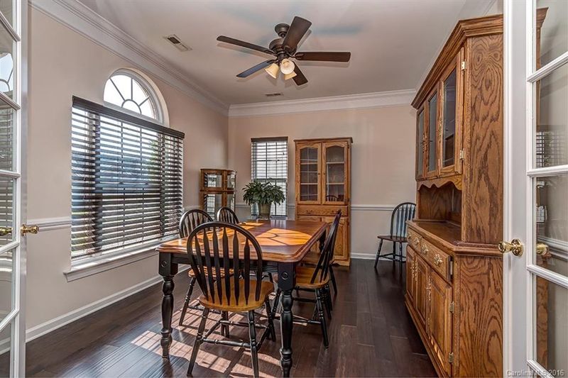 9667 Ravenscroft Ln, Concord, NC 28027