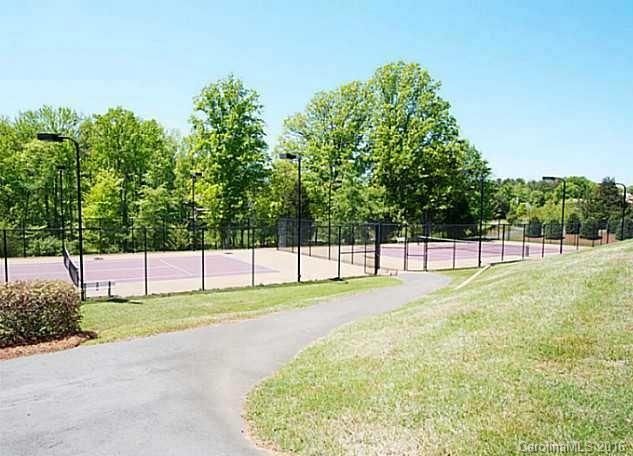 207 Woodswail Ct, Waxhaw, NC 28173