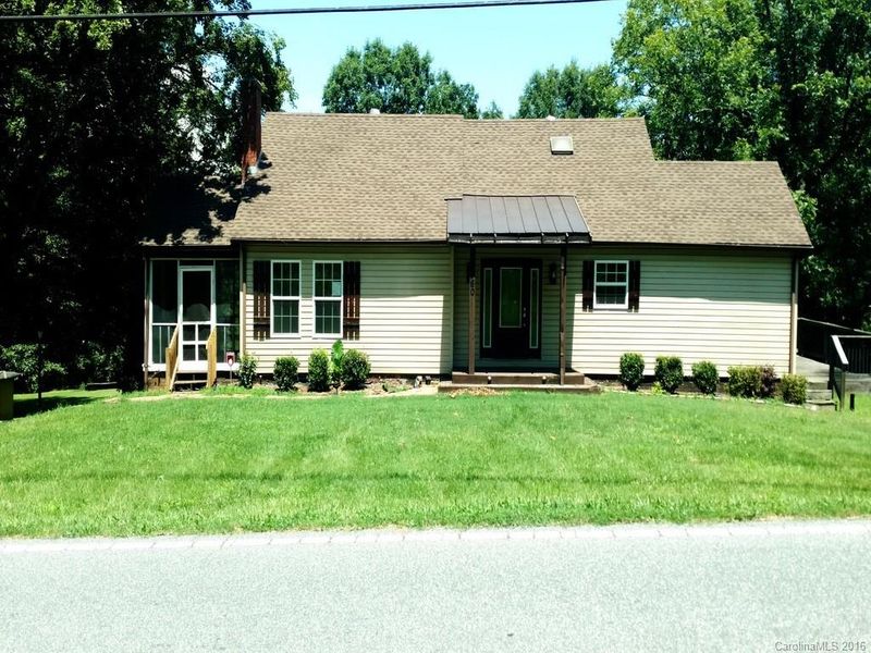 1760 E Nc 10 Hw, Newton, NC 28658