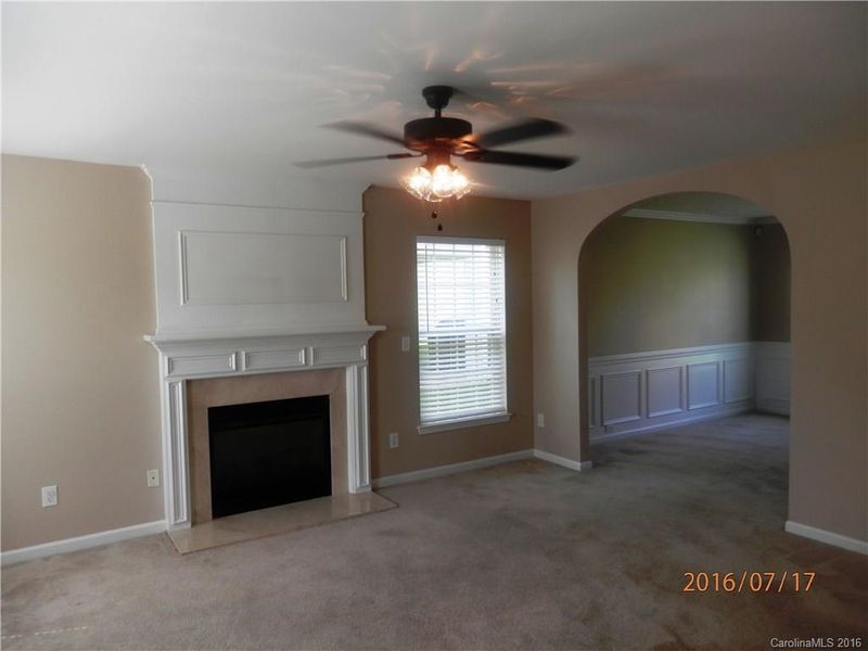11010 Treebranch Dr, Charlotte, NC 28216