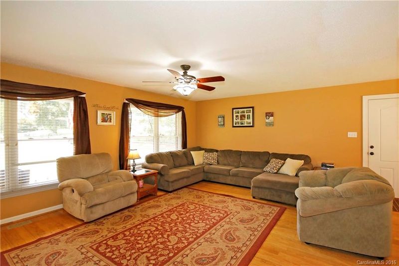 140 Beech Brook Ln #5, Statesville, NC 28625