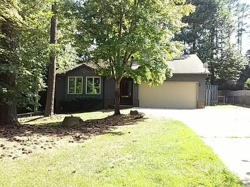 8074 Golf Course Dr N, Denver, NC 28037
