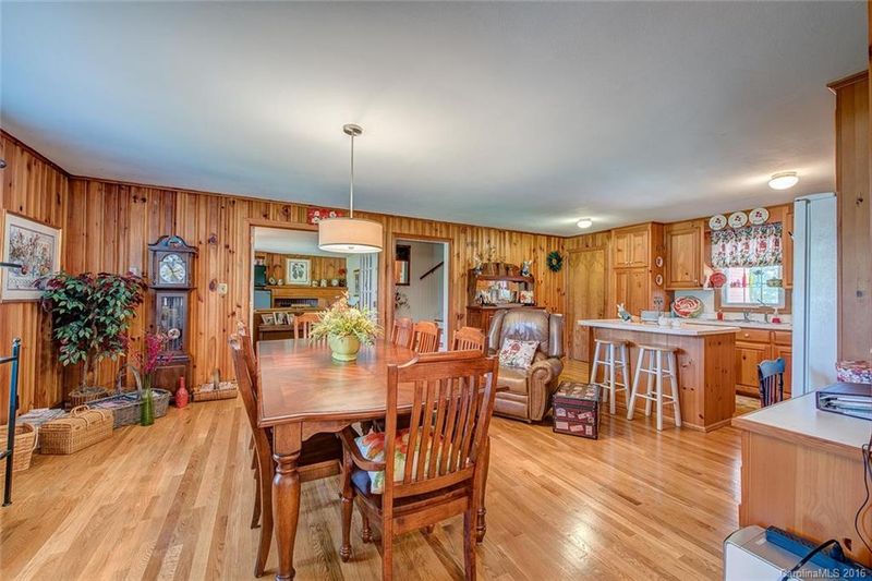 883 Armstrong Park Rd, Gastonia, NC 28054