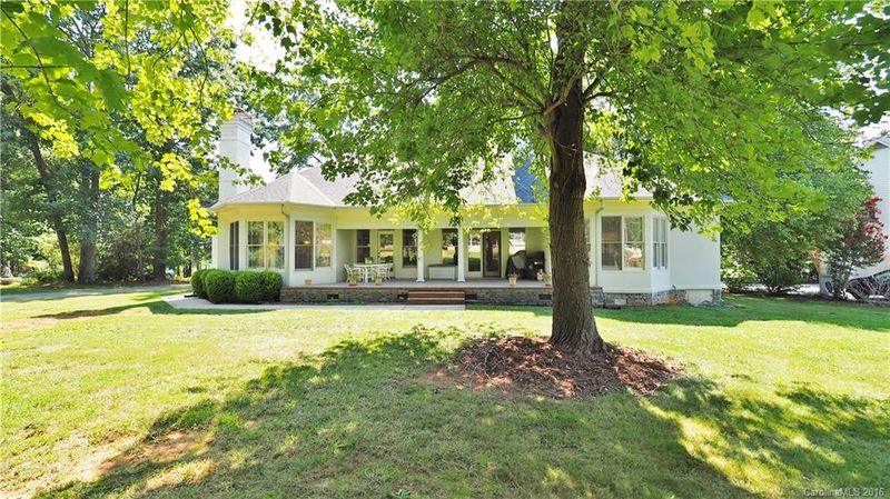 110 Keel Ct, Mooresville, NC 28117