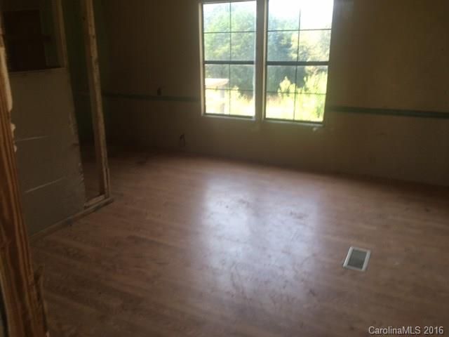 120 Taylor Estates Ln, Stony Point, NC 28678