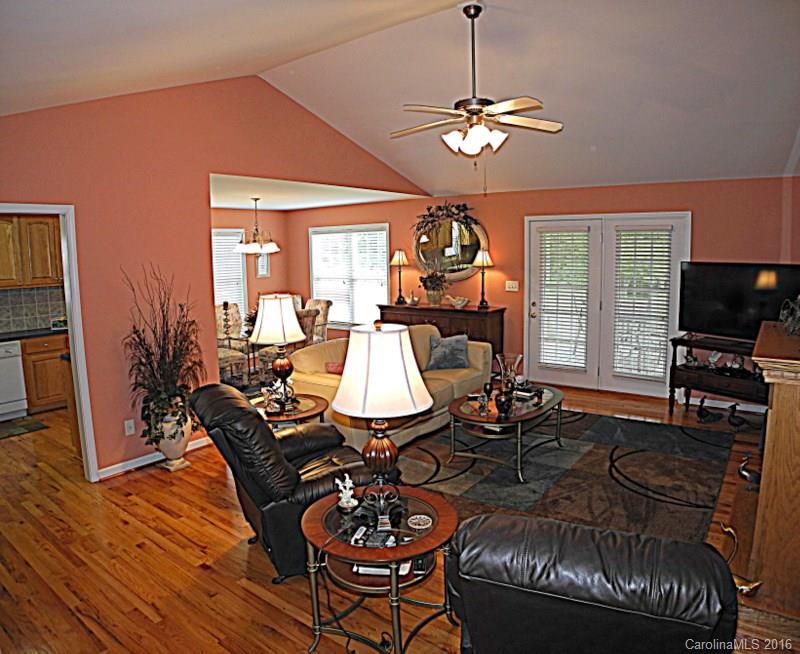 4405 Frank Dellinger Ln, Maiden, NC 28650