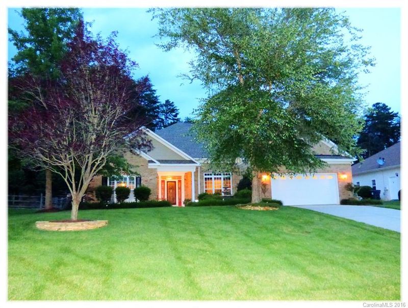 7762 Sedgebrook Dr E, Stanley, NC 28164