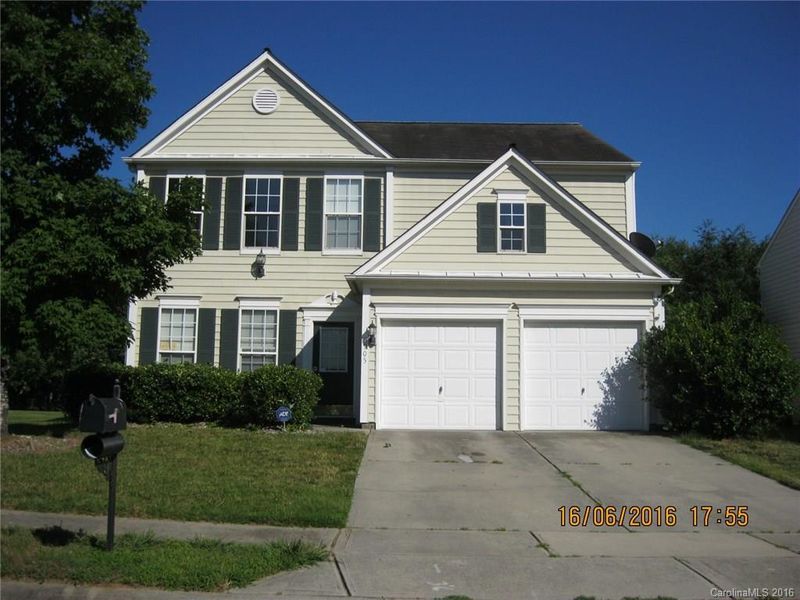 8905 Lyleton Ln, Charlotte, NC 28269