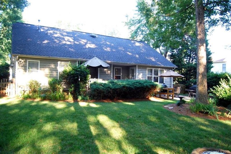 1311 Mill Race Ln, Matthews, NC 28104