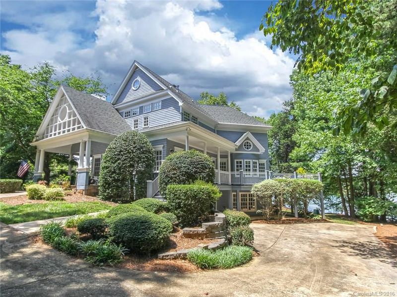 129 Lawrence Tee Ln, Mooresville, NC 28117