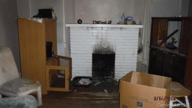 634 Bradford Dr, Charlotte, NC 28208