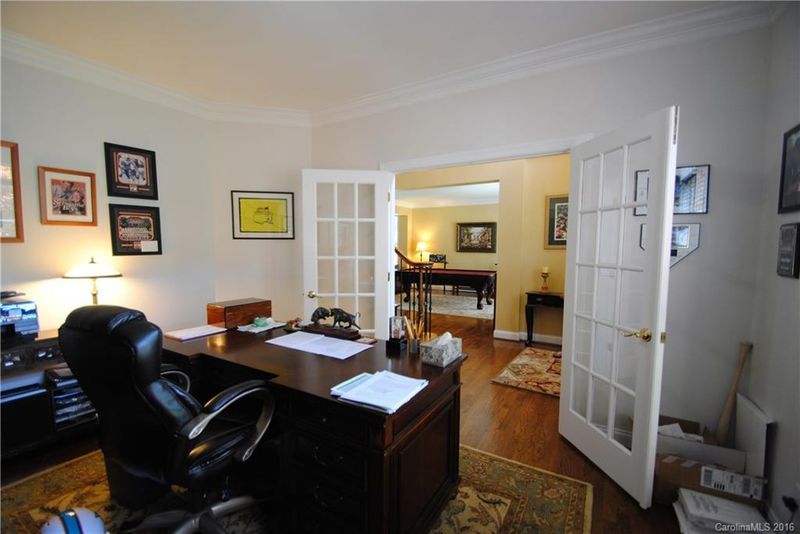 7130 Three Wood Dr, Matthews, NC 28104