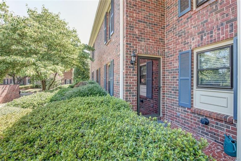 811 Jamestown Dr #1, Gastonia, NC 28056