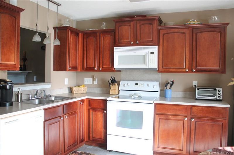255 Evergreen Rd, Clover, SC 29710