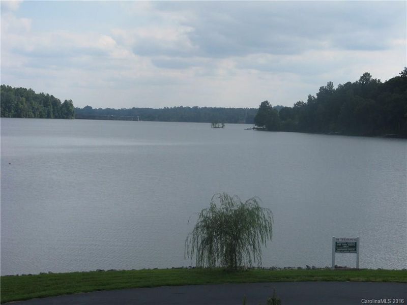 231 Rivercliff Dr, Stony Point, NC 28678