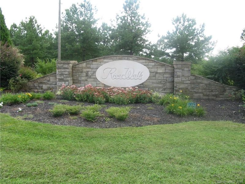 231 Rivercliff Dr, Stony Point, NC 28678
