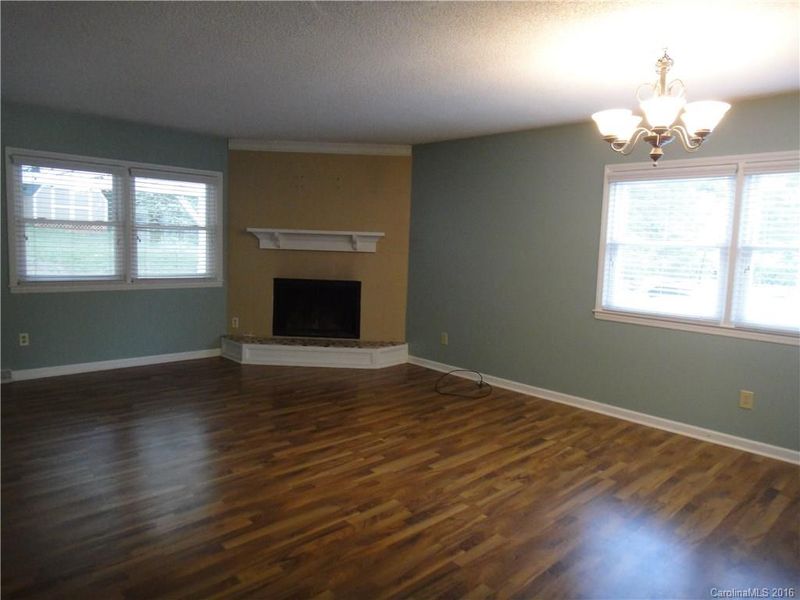 8521 Willhill Rd, Mint Hill, NC 28227