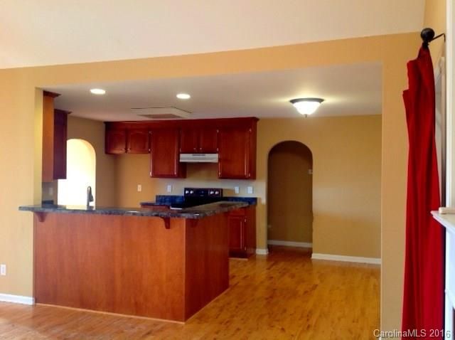 1908 Bonners Cir, Conover, NC 28613