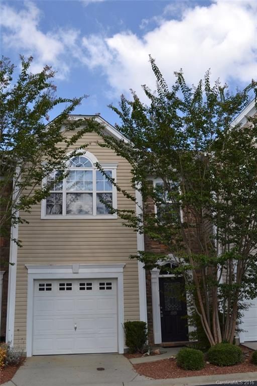 1919 Travertine Ln #215, Fort Mill, SC 29708