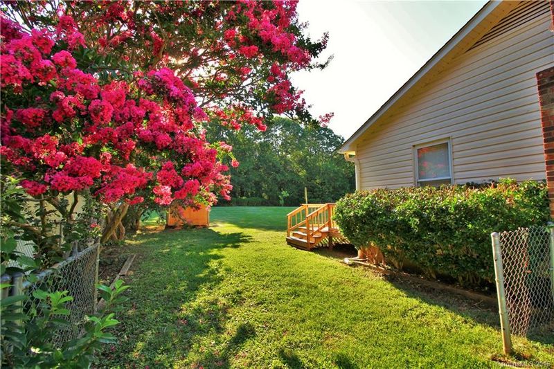 1039 Hay Row Rd, Clover, SC 29710