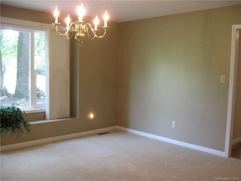 2410 Dellwood Dr, Monroe, NC 28112
