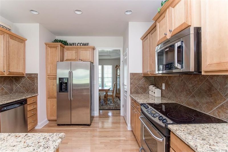 10783 Edgepine Ln, Concord, NC 28027