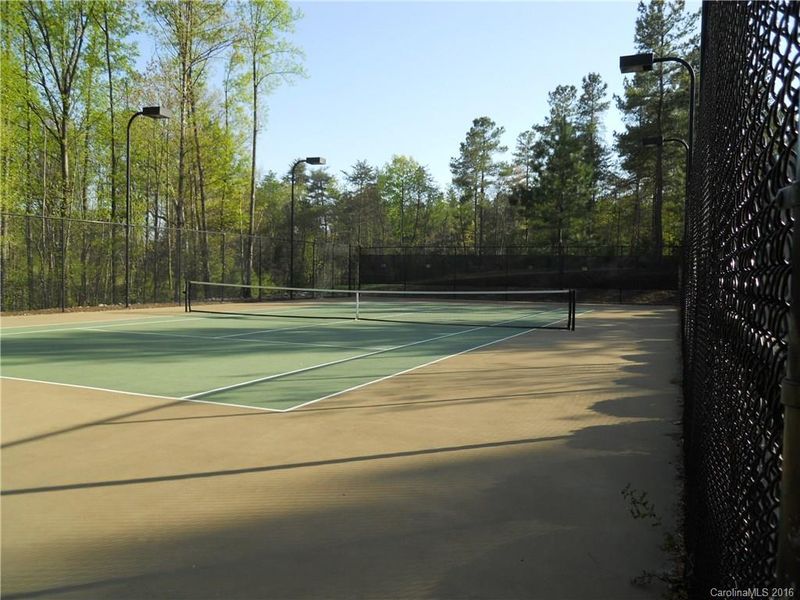 2396 Crofte Dr #150, Sherrills Ford, NC 28673