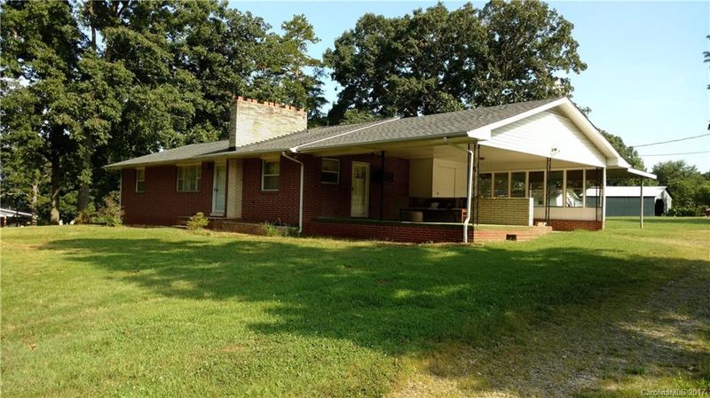226 Tomlin Rd, Harmony, NC 28634