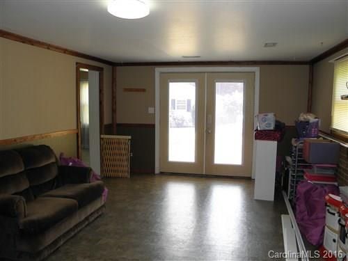 1104 2nd St SE, Conover, NC 28613