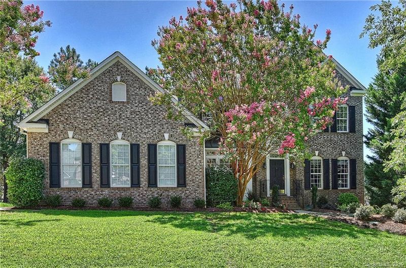 15547 Donnington Dr #16, Charlotte, NC 28277