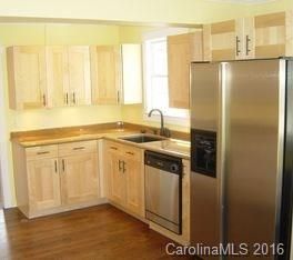 3137 Columbus Cir, Charlotte, NC 28208