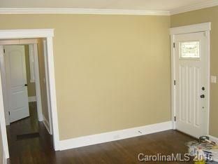 3137 Columbus Cir, Charlotte, NC 28208