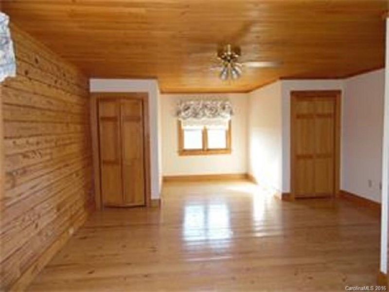 873 Eupeptic Springs Rd, Olin, NC 28660