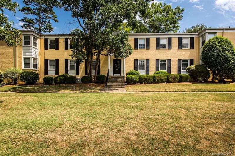 216 Wakefield Dr #B, Charlotte, NC 28209
