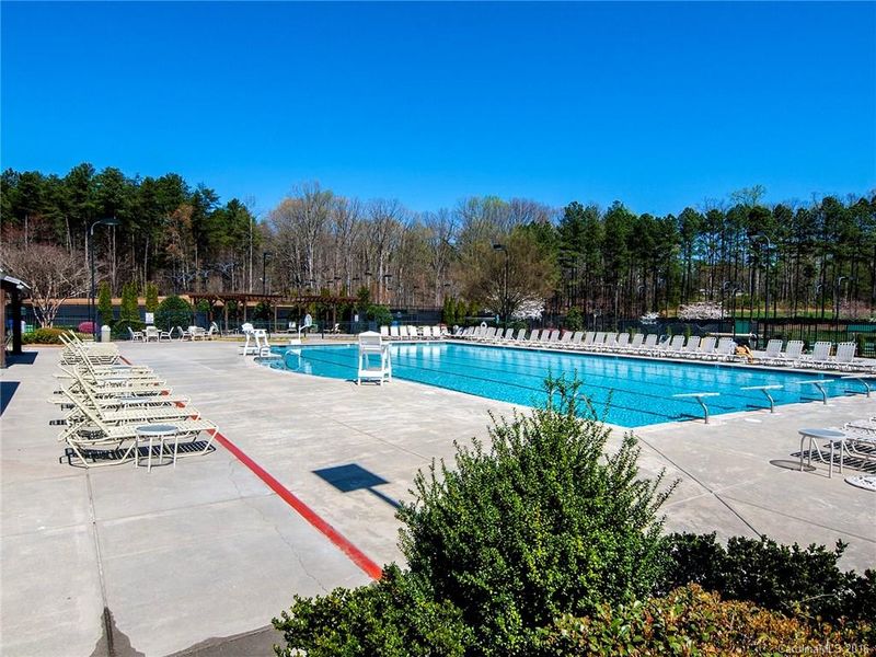 132 Silver Lake Trl, Mooresville, NC 28117